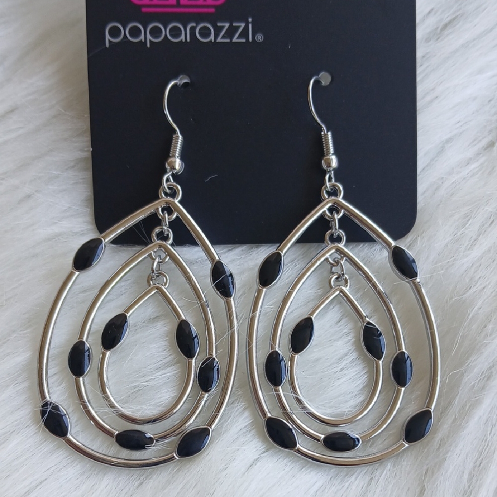 Paparazzi Silver Black Teardrop Earrings